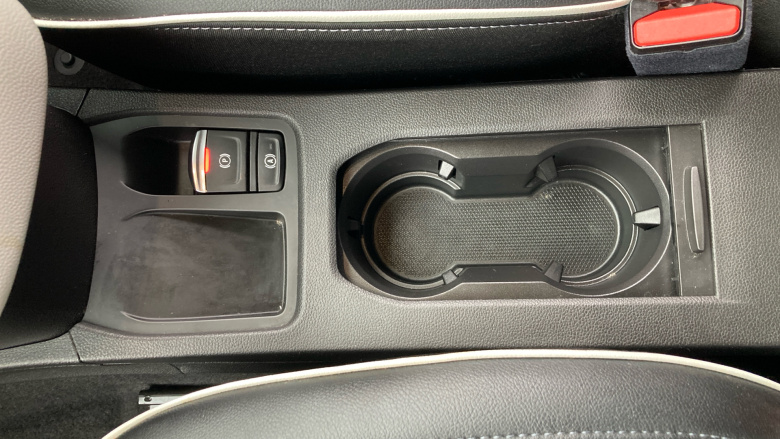 Renault Clio 1.6 E-TECH full hybrid 145 Techno 5dr Auto Hybrid Hatchback